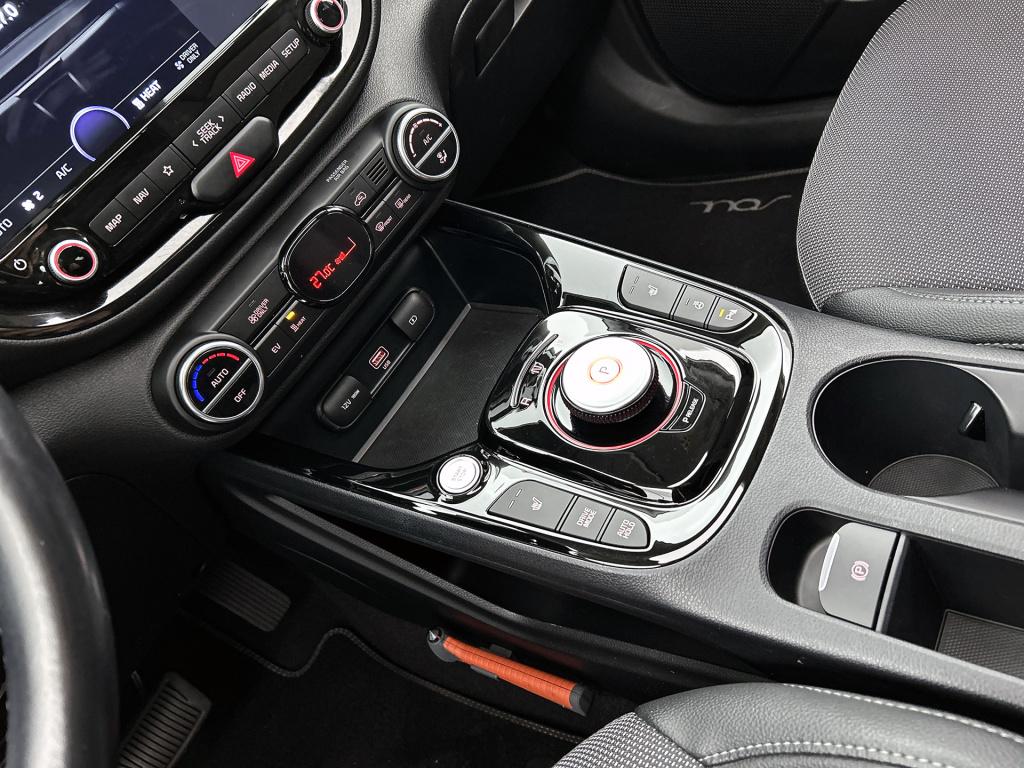 Kia E-soul dynamicplusline 64 kwh stoel/stuurverwarming | trekhaak |