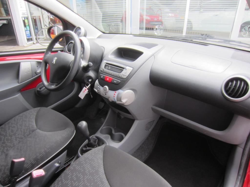 Peugeot 107 1.0i 12v sublime 5-drs airco nieuwe apk