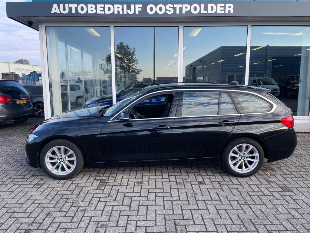 BMW 3-serie touring 318i luxury edition