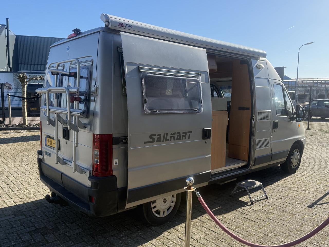 Adria 2Win ( zeer leuke starters buscamper, nieuw APK )meeneemprijs !!!