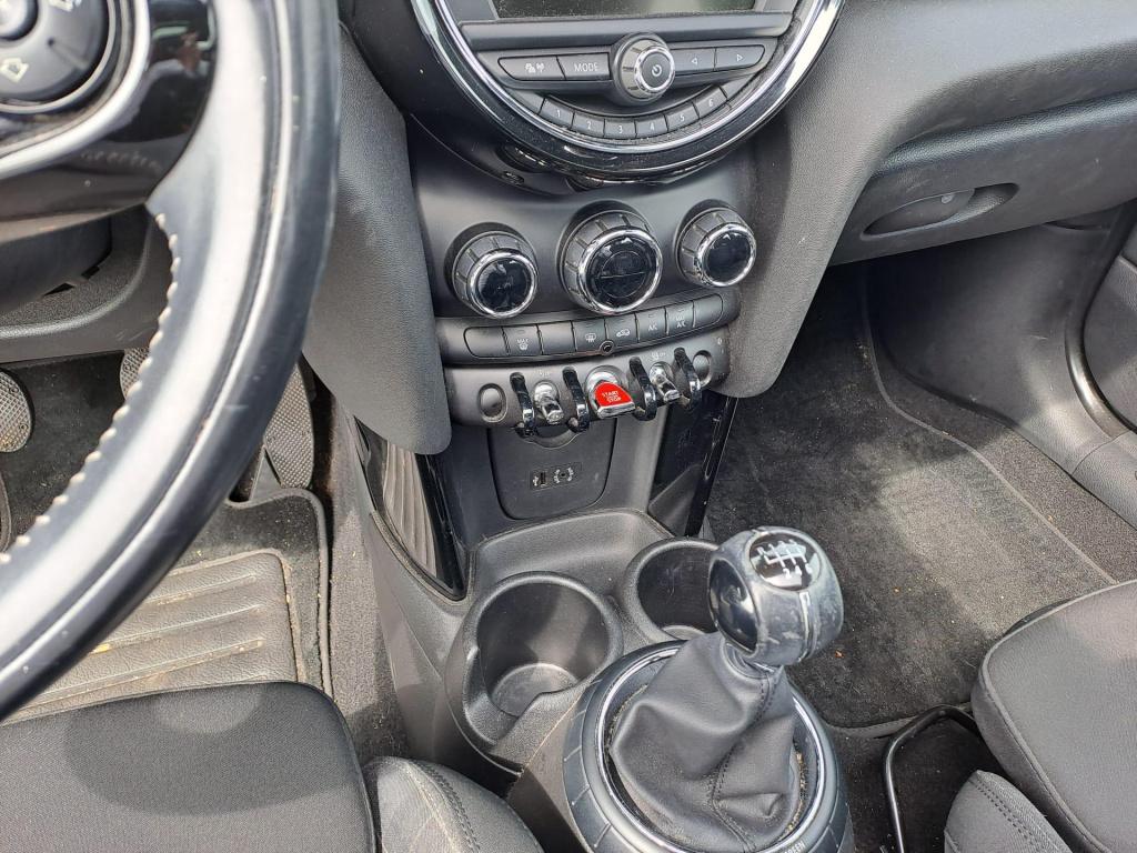 Mini Cooper mini 1.5 chili business | met panorama dak! |