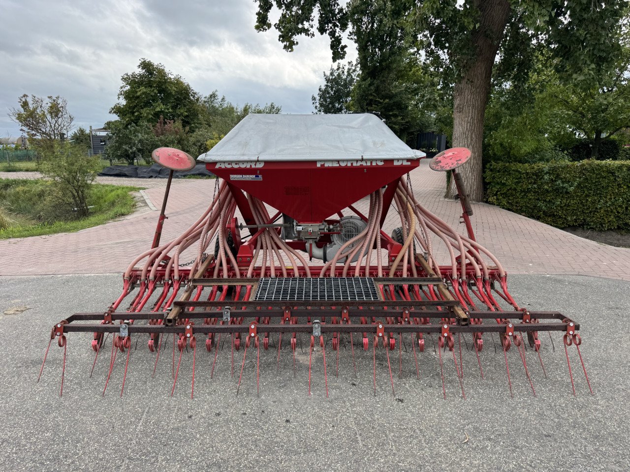 Accord Pneumatic zaaimachine