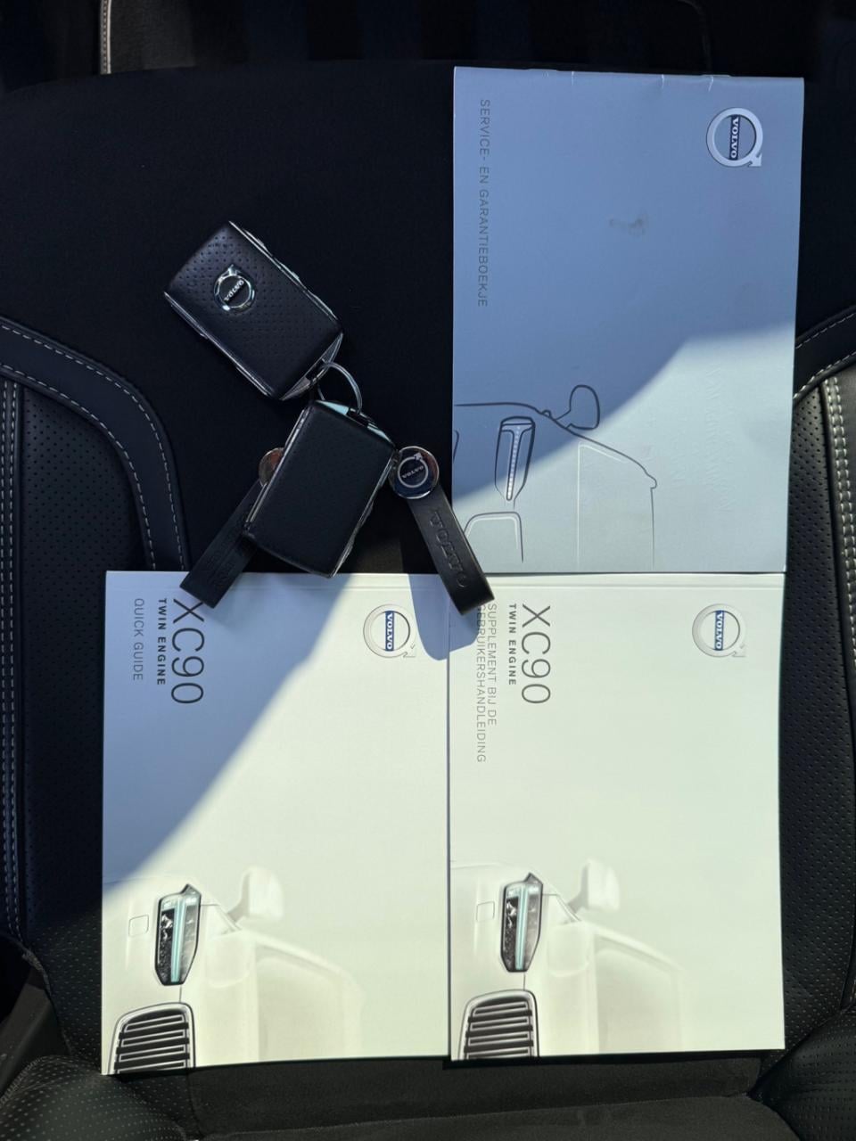 Volvo XC90 2.0 t8 twin engine awd r-design