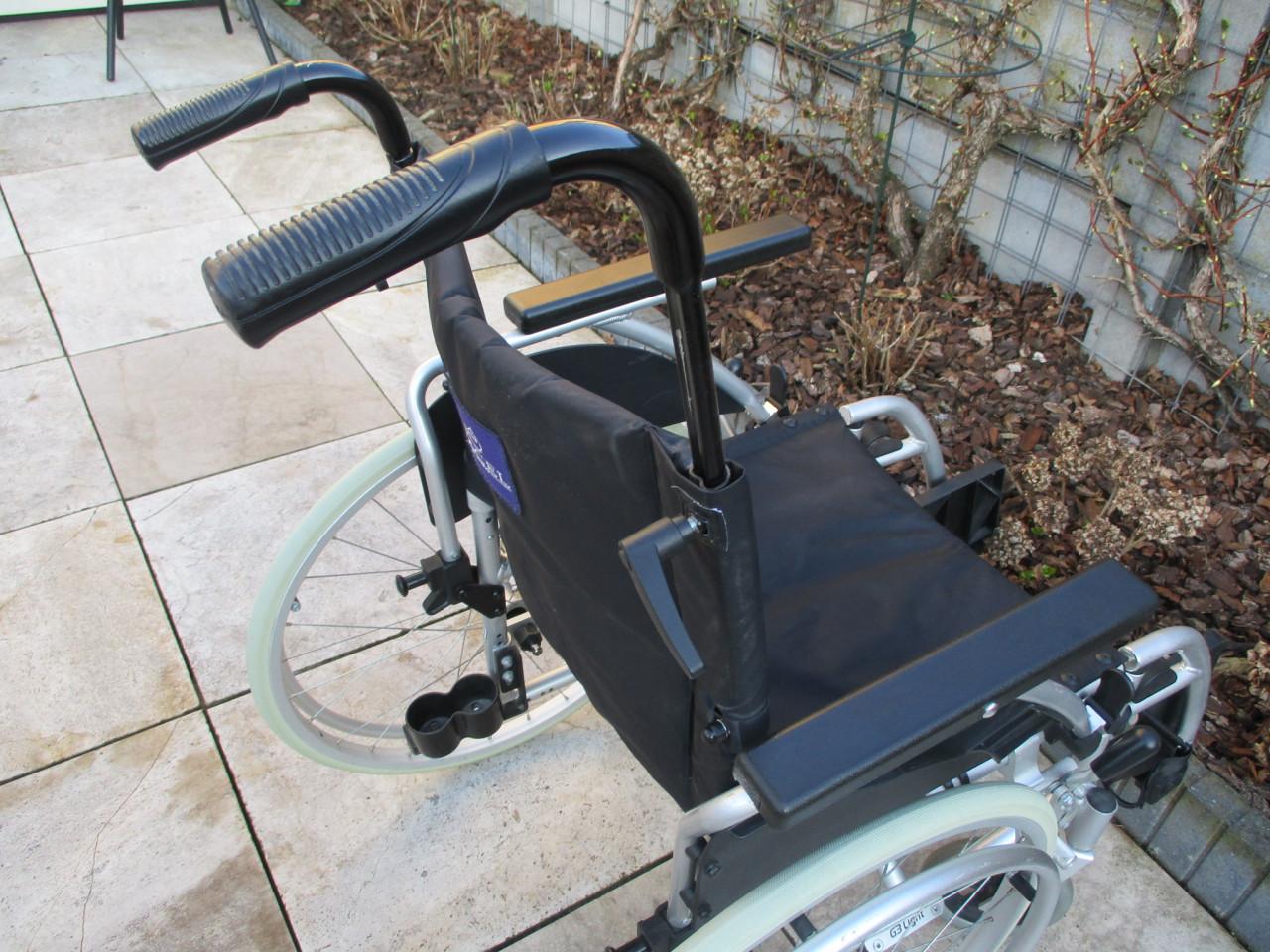 Zgan Excel G3 opvouwbare lichtgewicht rolstoel met nieuwe  anti-lekbanden