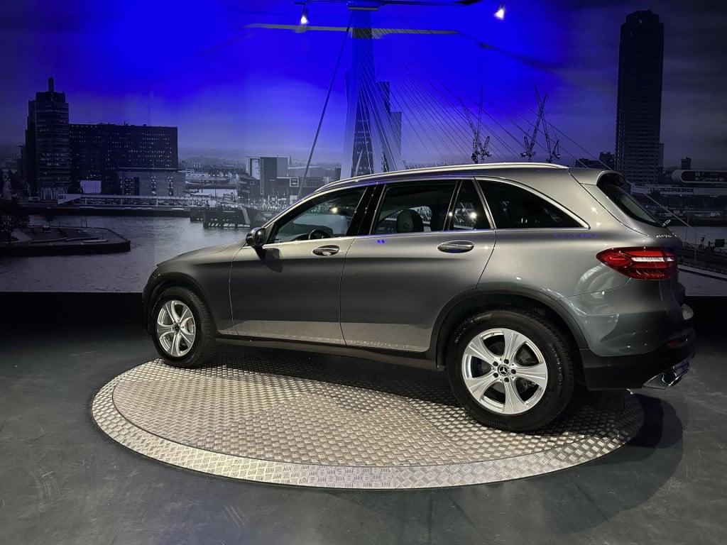 Mercedes-Benz Glc 250 4matic premium plus *panoramadak*