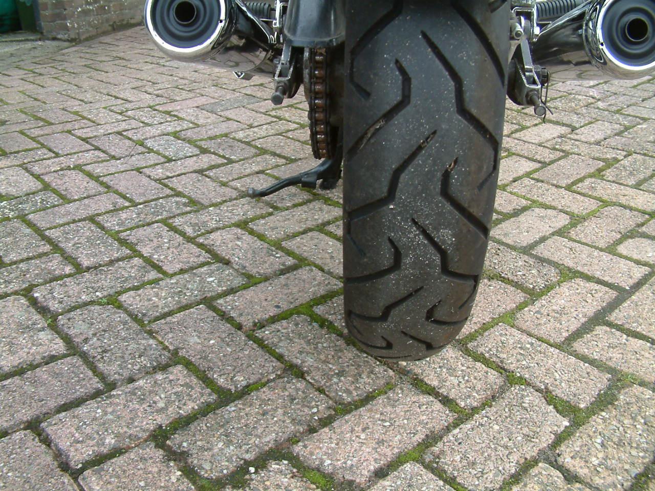 Honda  CB 750 K dohc  1981  -60000 KM  net en goede staat --nieuw Uitlaat