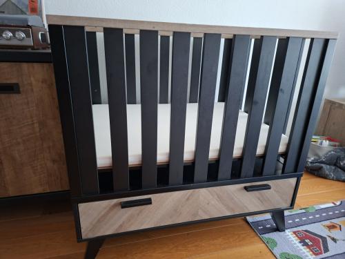 Interbaby Box Met Lade Lancaster Zwart / Visgraatmotief