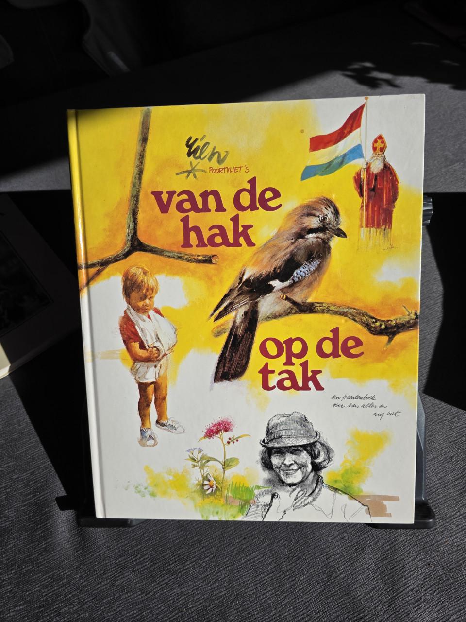 Te koop 6 Rien Poortvliet boeken en 1 Anton Piek boek