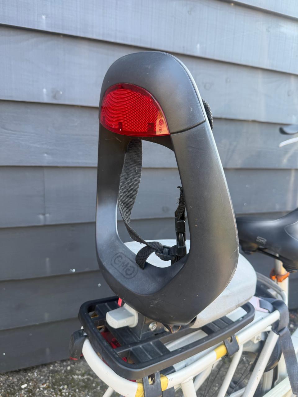 Fietsstoeltje Yepp achterzitje met voetsteunen