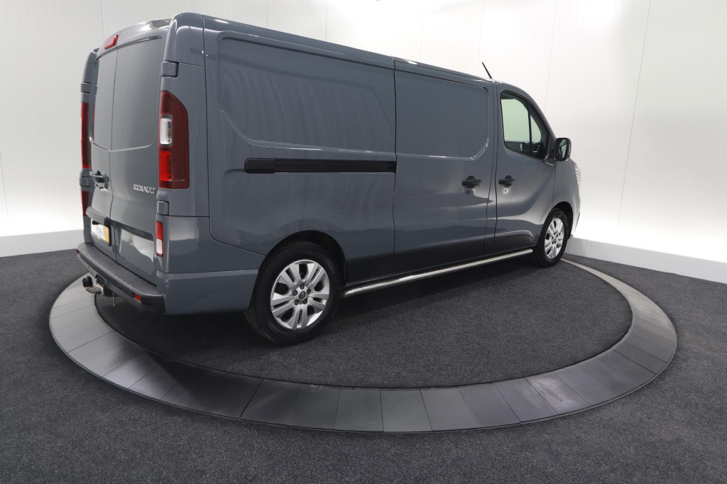 Renault Trafic 2.0 dci 110 t30 l2h1 work edition | trekhaak | camera | navi