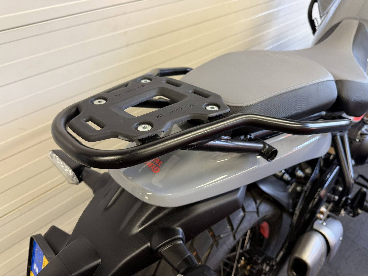 Jonge en complete Royal Enfield Himalayan 450!
