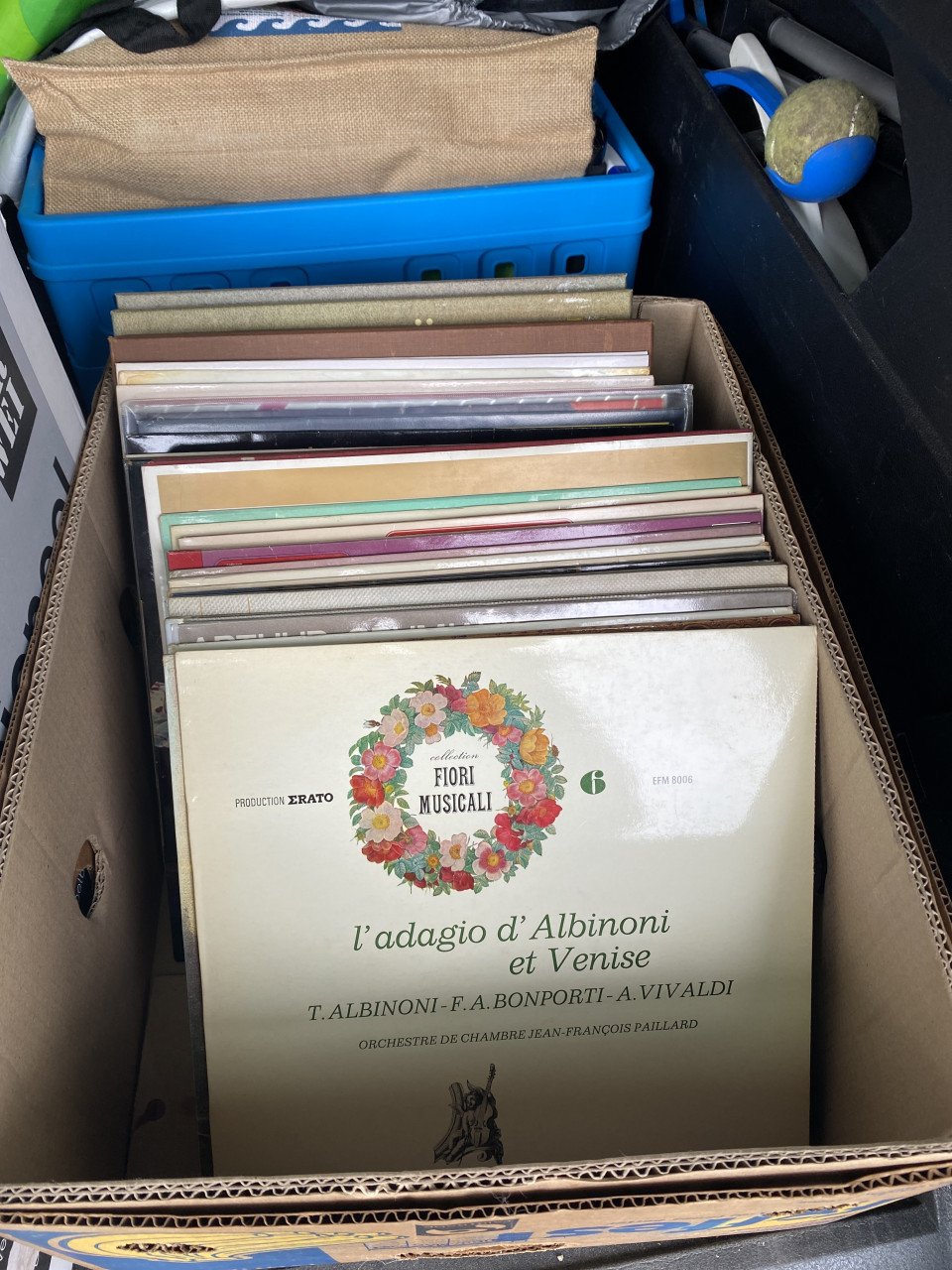 Klassieke muziek + zangers : M. Callas, E. Piaf, J. Brel e.d. LP’s