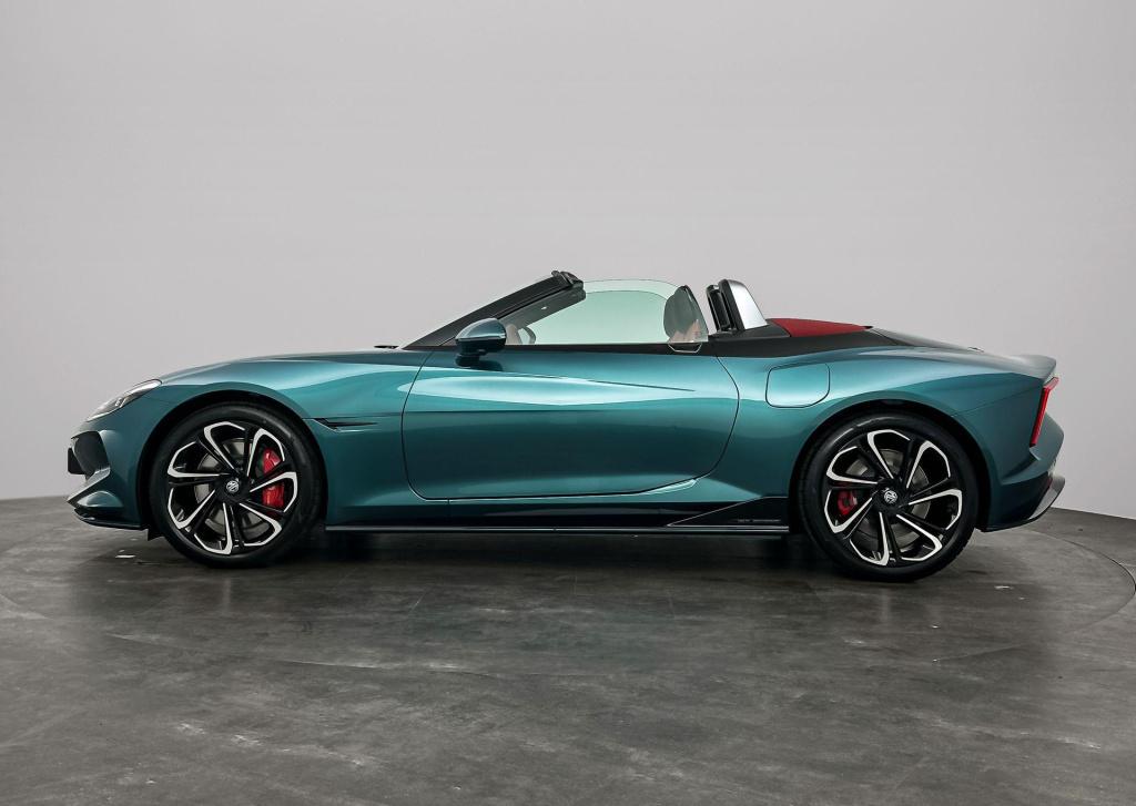 MG Cyberster mg gt 77kwh | nu in de showroom! | unieke auto! | 510 pk | nie