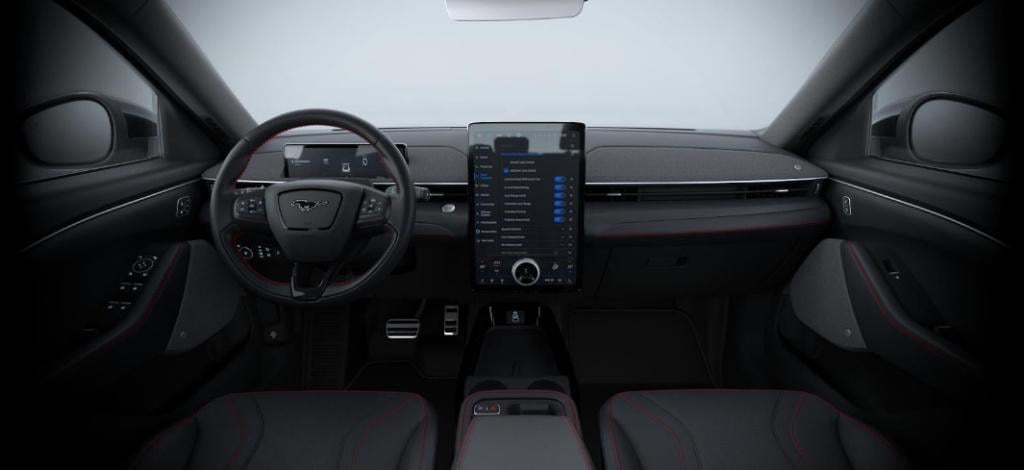 Ford Mustang Mach-e extended premium awd 88 kwh | €1.000,- ford voordeel! |