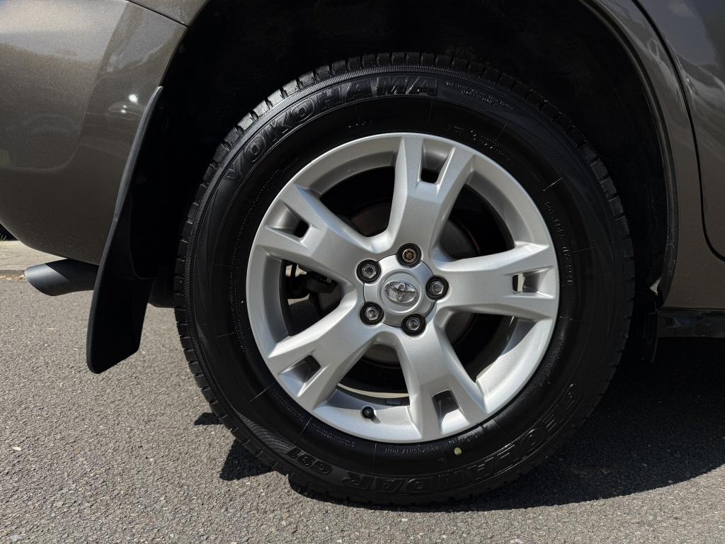 Toyota Rav4 2.0 vvti executive business - origineel nl -