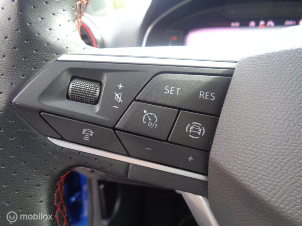 Seat Ibiza 1.0 ecotsi fr/airco/ecc/18''/full led/navi/apple carplay/pdc/cam
