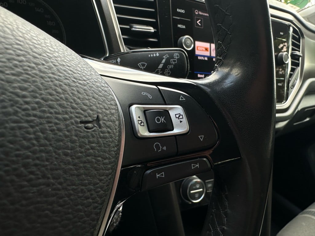 Volkswagen T-roc 1.0 tsi style // led koplampen // trekhaak //