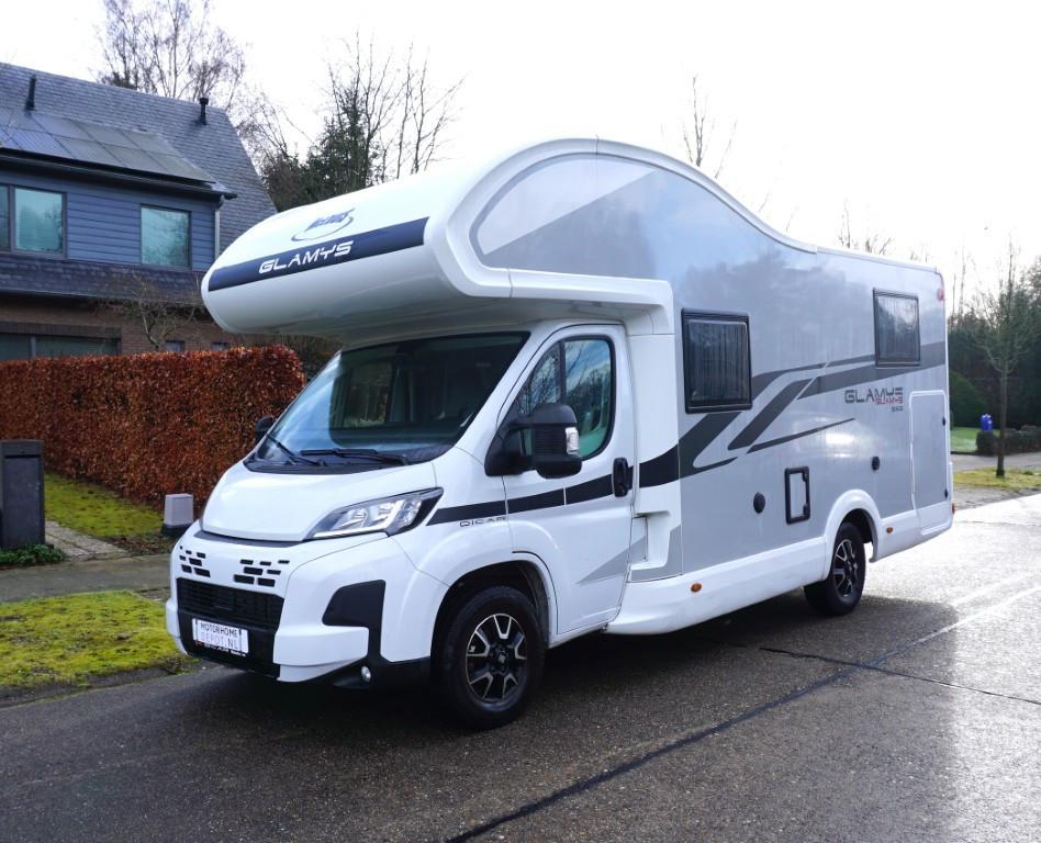 Mc Louis Glamys 365 2025 met 20.000km familiecamper Euro 6