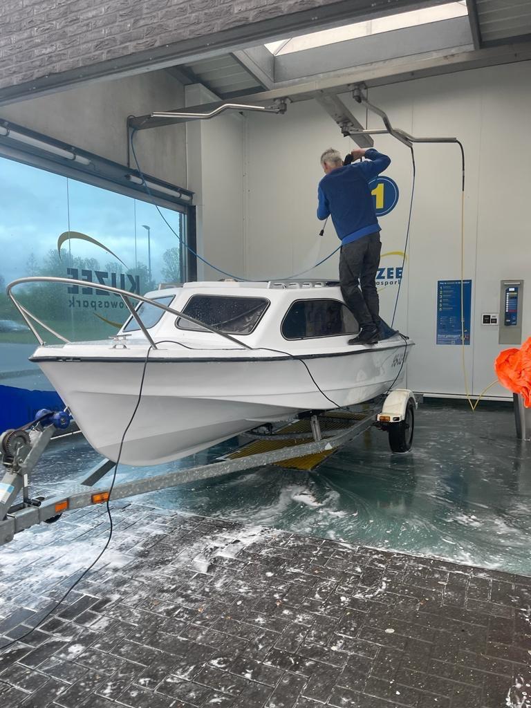 Motor boot shetland, vissersboot recreatie boot, veerse mee, is zeewaardig