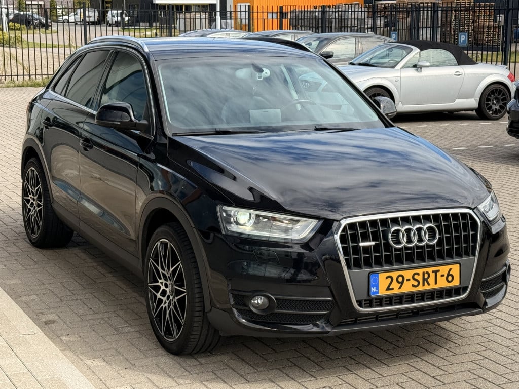 Audi Q3 2.0 tfsi quattro | afn trekhaal | stoelverwarming | half leder | pa