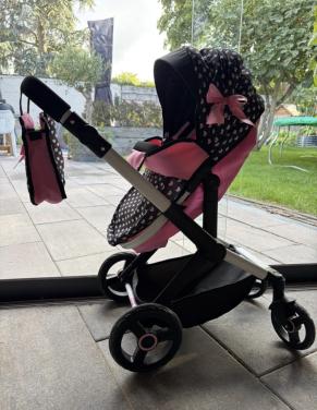 Mooie poppenwagen 🎀