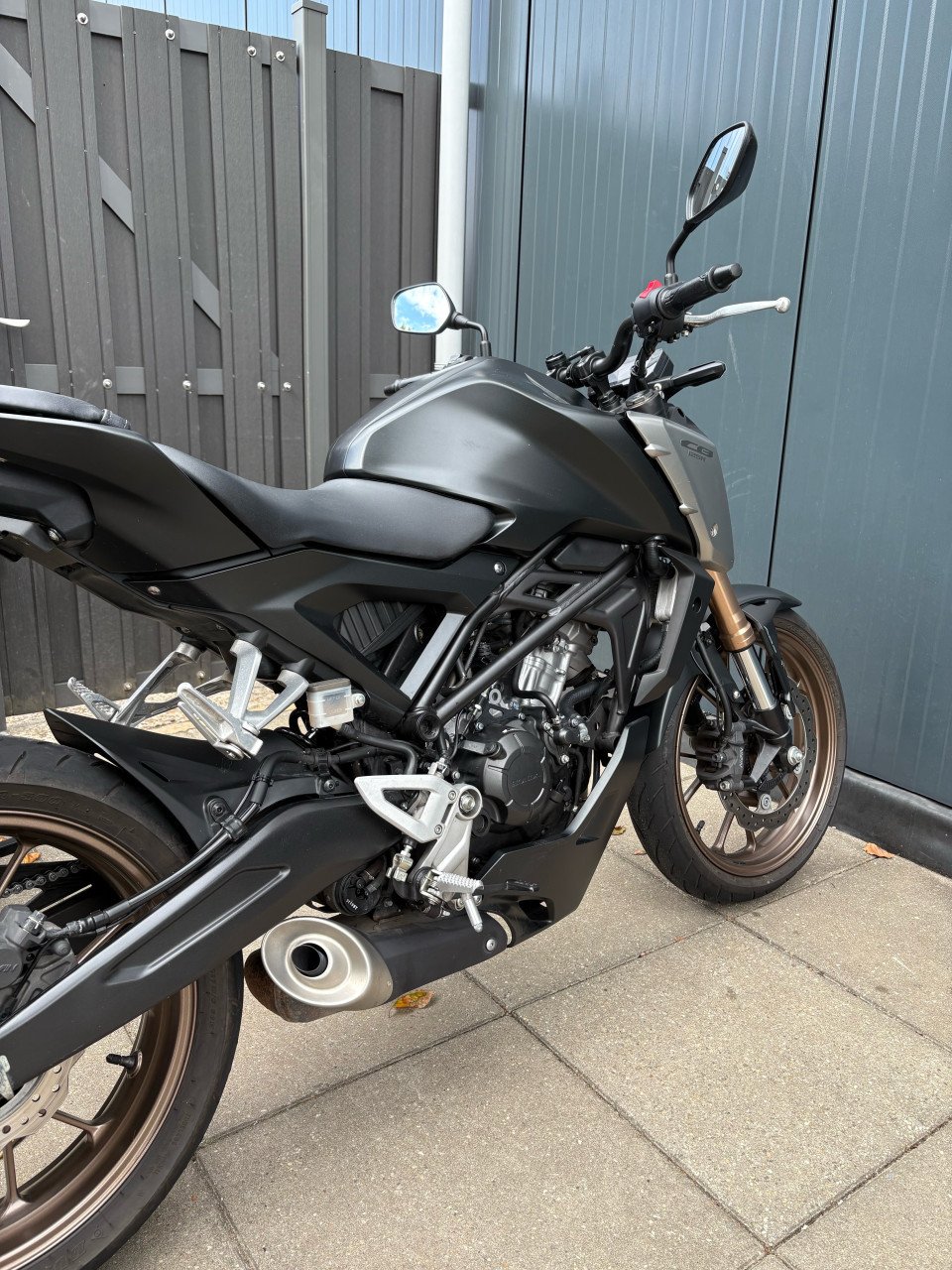 Honda CB 125R
