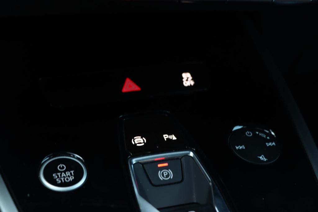 Audi Q4 E-tron 40 launch edition advanced 77 kwh 204pk | soh 95,3%