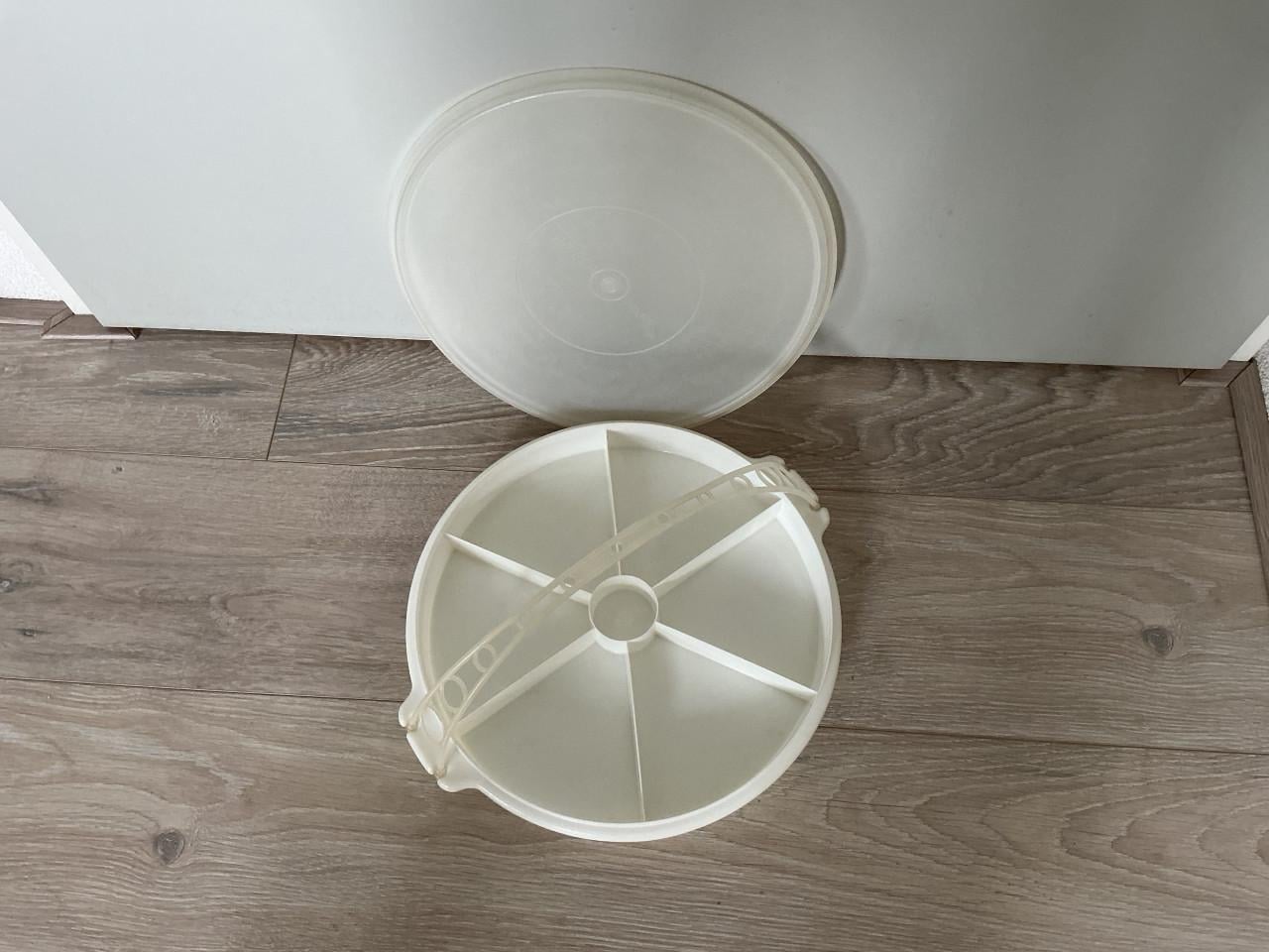 Tupperware schaal