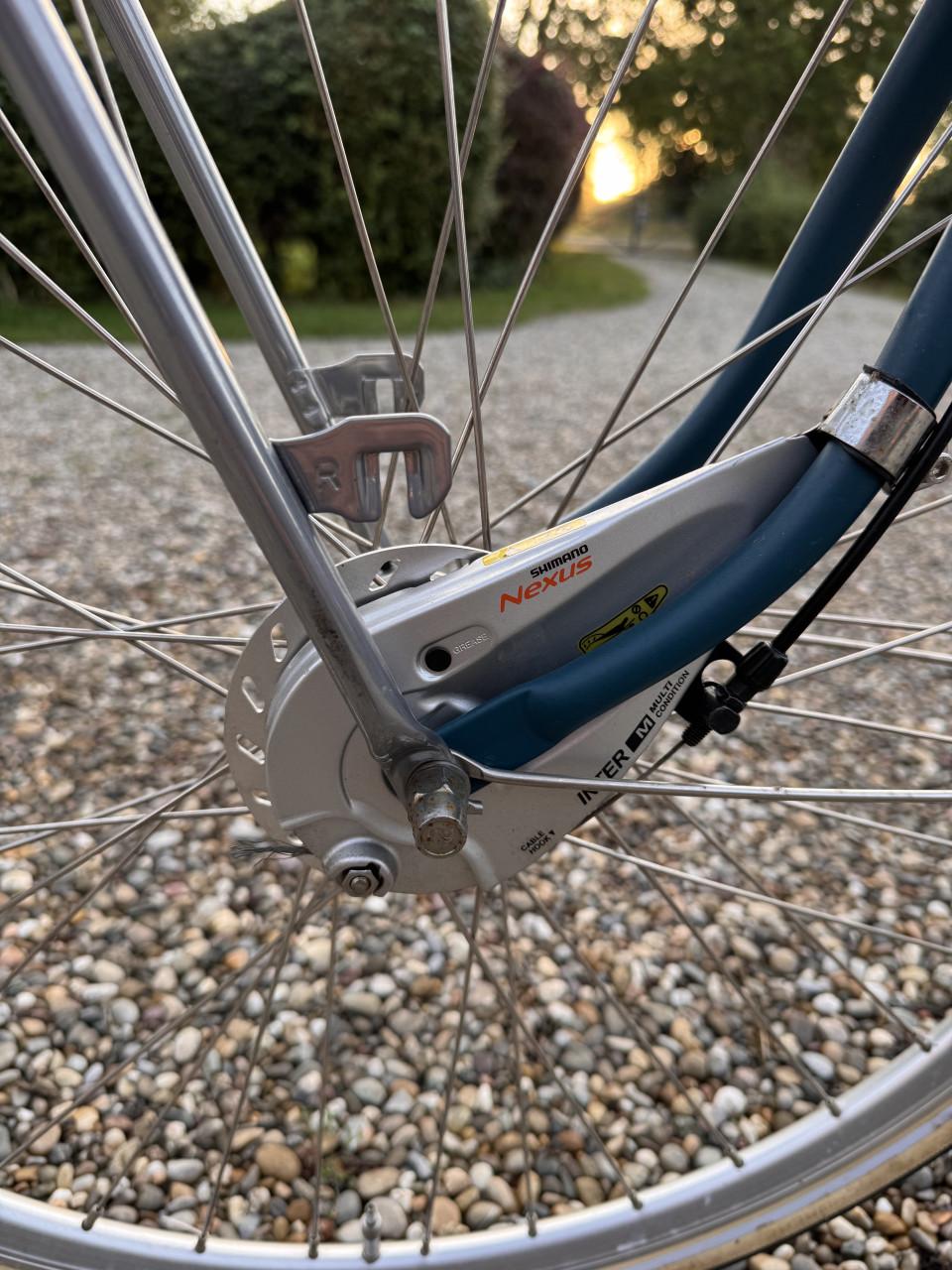 Roetz fiets met mand en 7 versnellingen