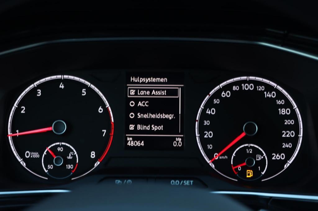 Volkswagen T-cross 1.0 tsi style 110pk dsg7