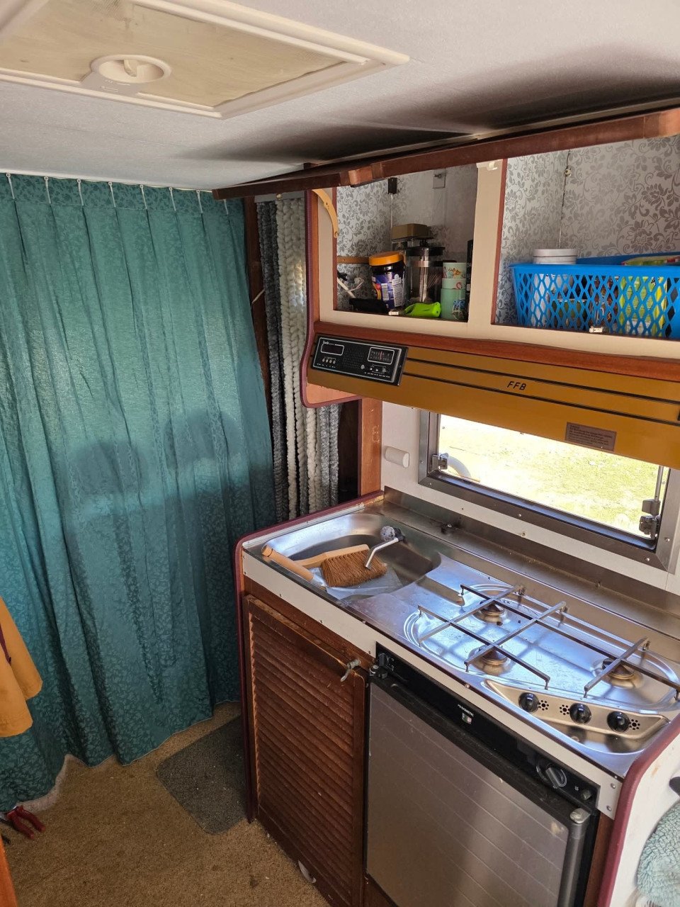 FFB Mercedes Camper (1980)