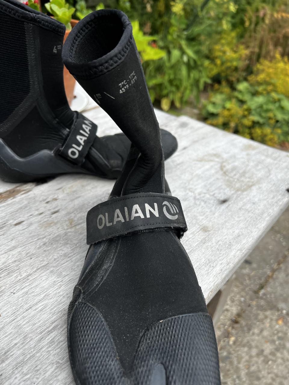 Sup,surf,schoentjes laarsjes Olaian z.g.a.n. mt37/38