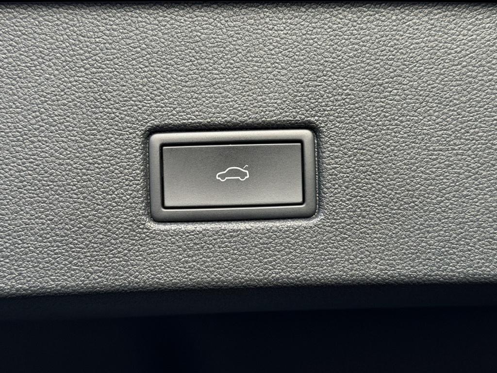 Volkswagen T-roc 1.5 tsi 150pk dsg r-line | camera | keyless | elek. achter