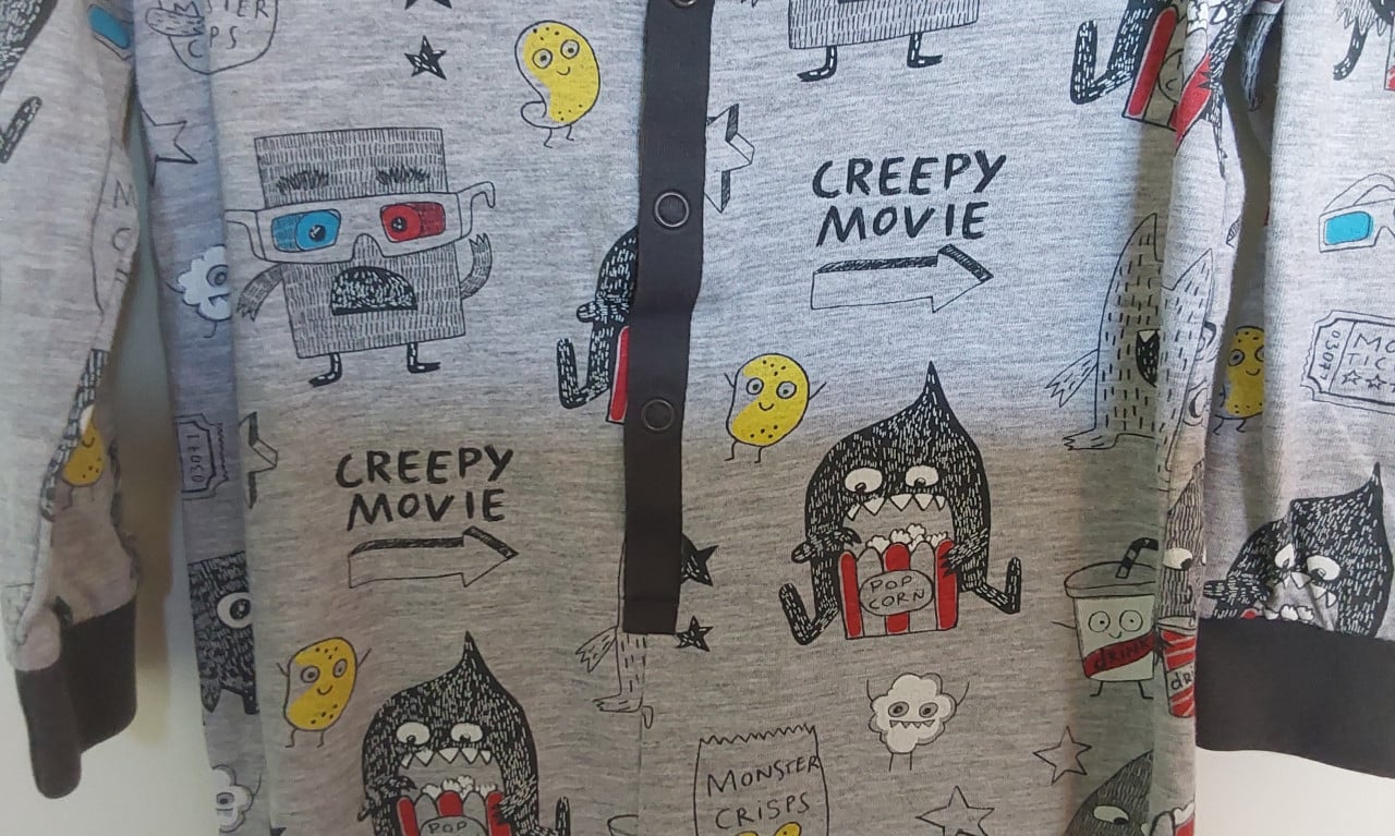 Onesie van het merk C&A in maat 98