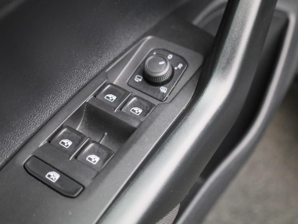 Volkswagen Polo 1.0 tsi life | apple carplay / android auto | camera | navi