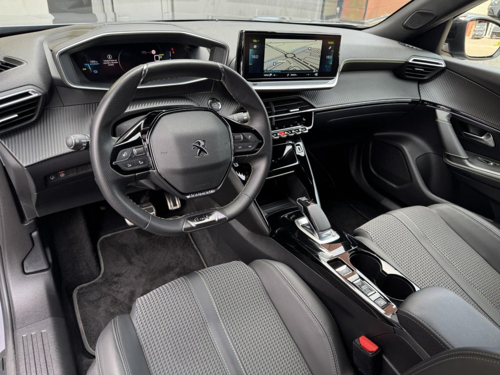Peugeot E-2008 ev gt 50 kwh | adapt. cruise control | stoelverwarming | dod