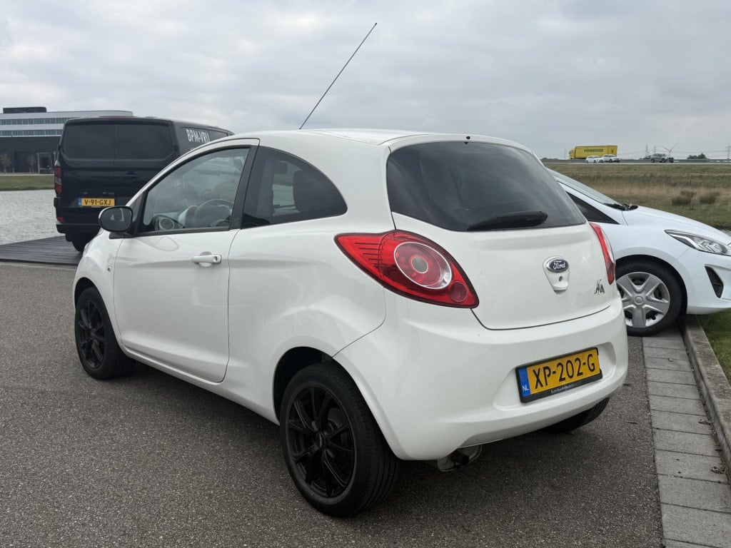 Ford KA 1.2 style start/stop 16'' lmv | airco | elektrische ramen & elektri