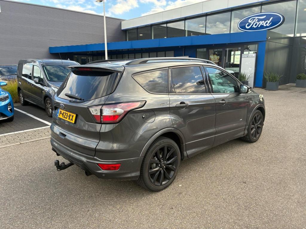 Ford Kuga 1.5 ecoboost st line automaat i awd i trekhaak