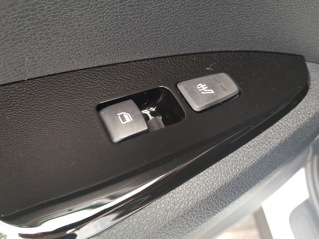 Kia Sportage phev (plug-in) dynamicline 4wd