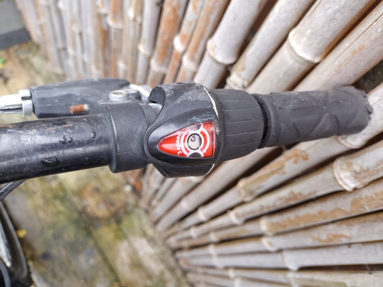 Batavus snake 22 inch