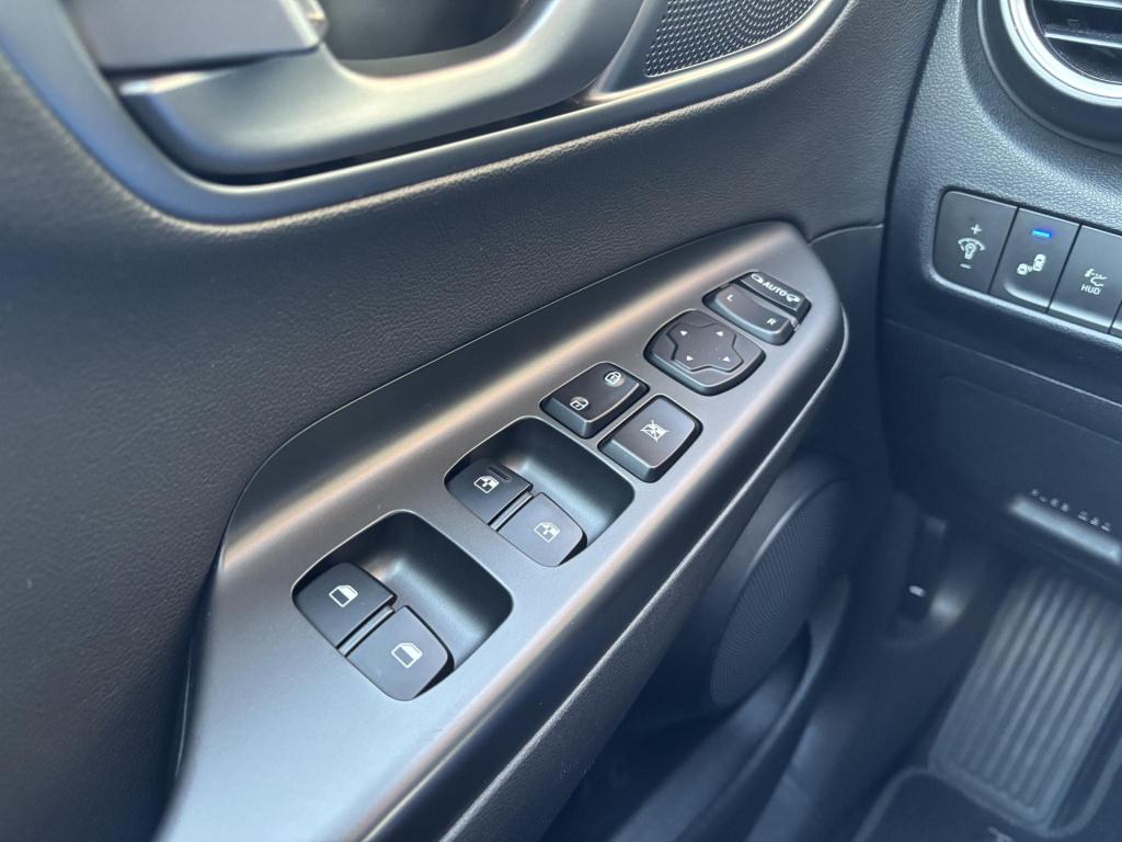 Hyundai Kona ev premium 64 kwh