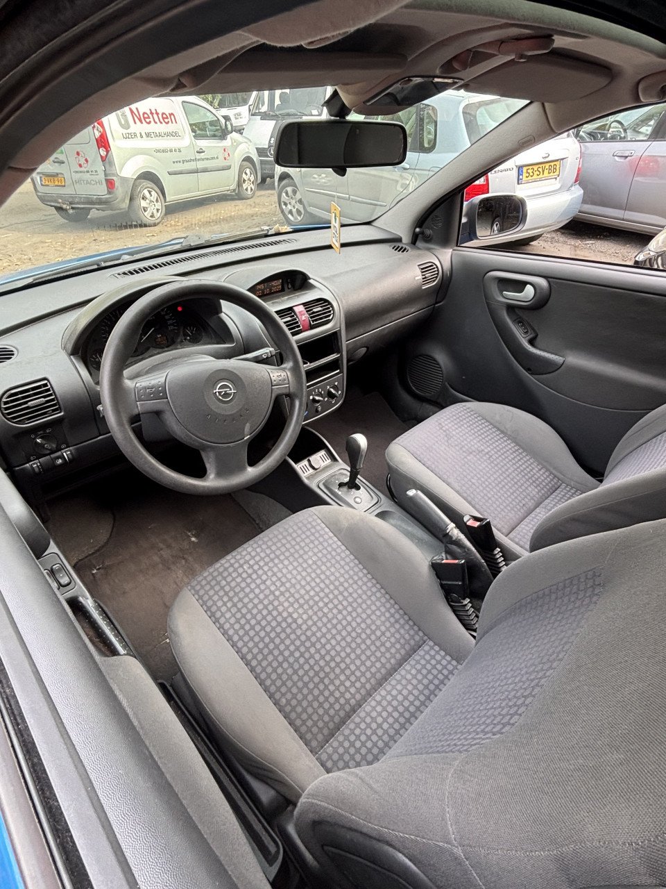 Opel corsa automaat een jaar apk