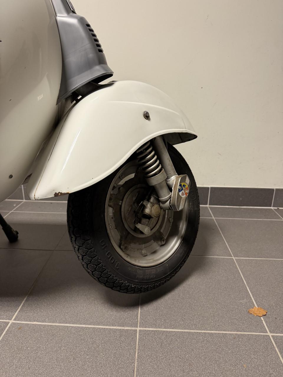 Vespa 50 Special I 1973 I Handschakel (3) I Geel Kenteken I Uniek!