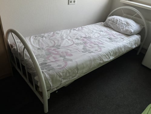 1 persoonsbed - Incl. matras en kussen