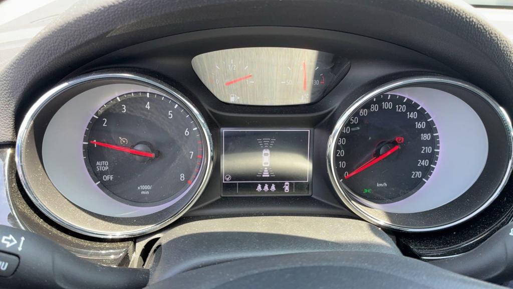 Opel Astra sports tourer 1.2 design & tech