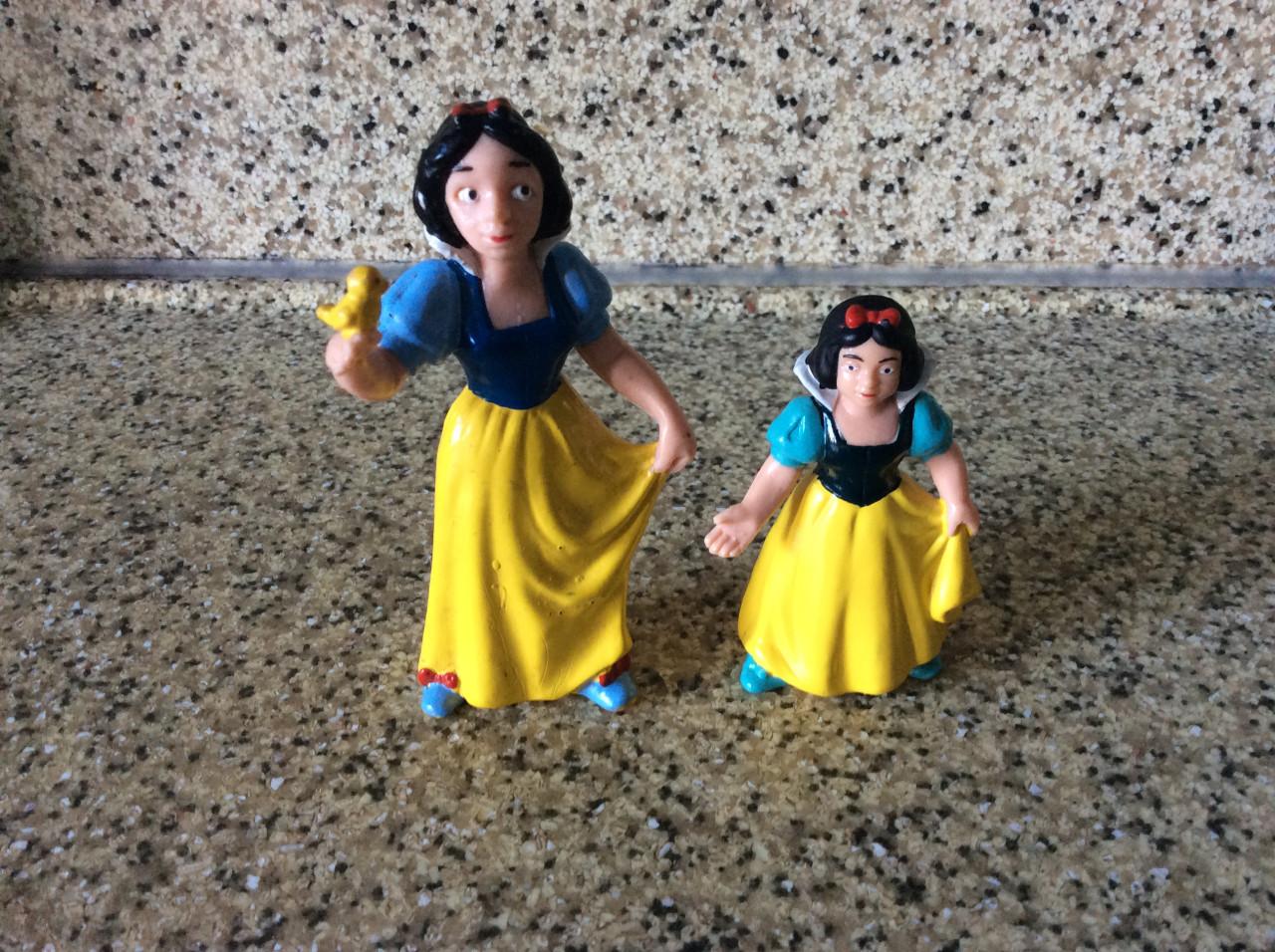 Veel rubber Disney figuurtjes.