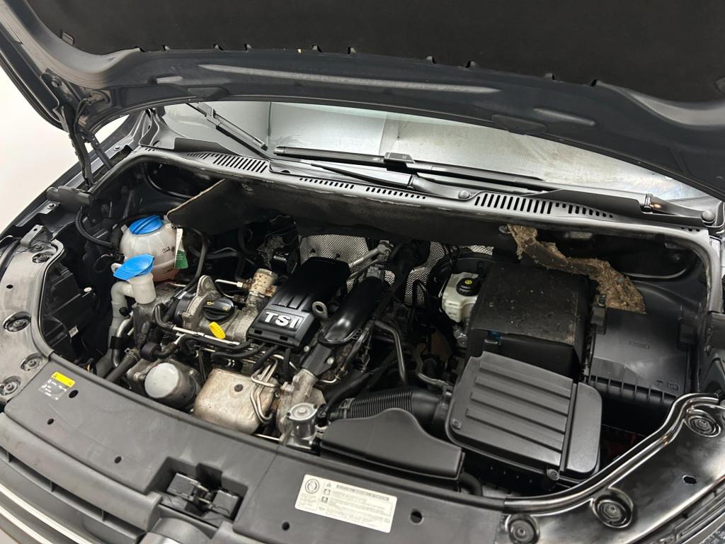 Volkswagen Touran occasion 1.2 tsi highline bluemotion 7p. | grijs | tweede