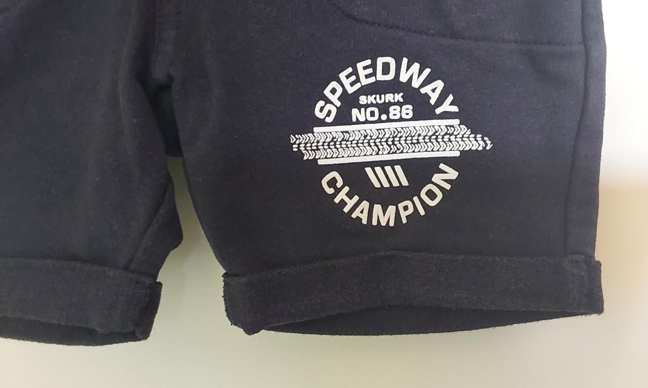 Nieuwe korte broek van het merk Skurk in maat 92