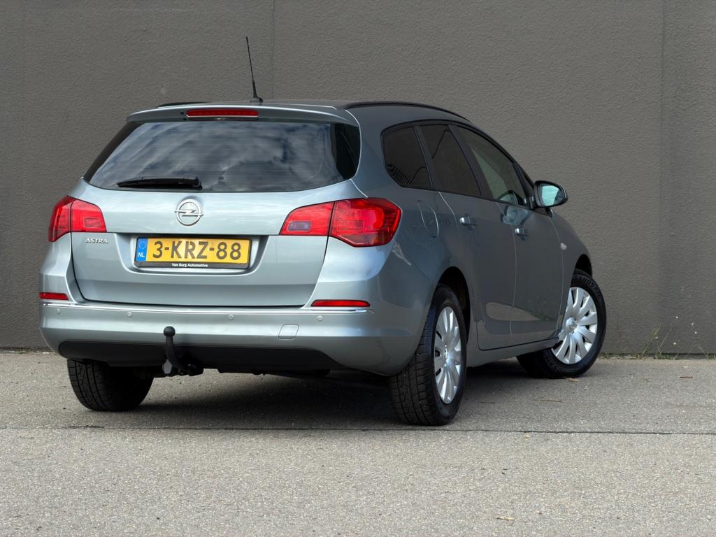 Opel Astra sports tourer 1.4 turbo edition