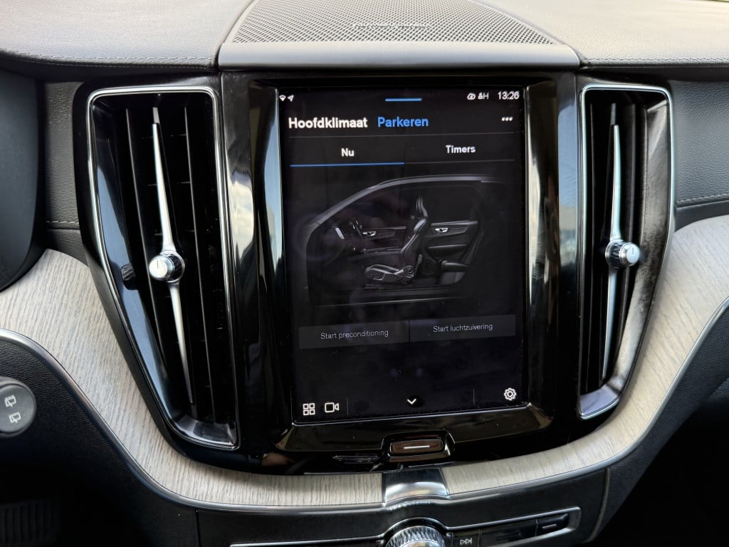 Volvo XC60 t6 awd inscription| full option| 360 graden camera| panodak
